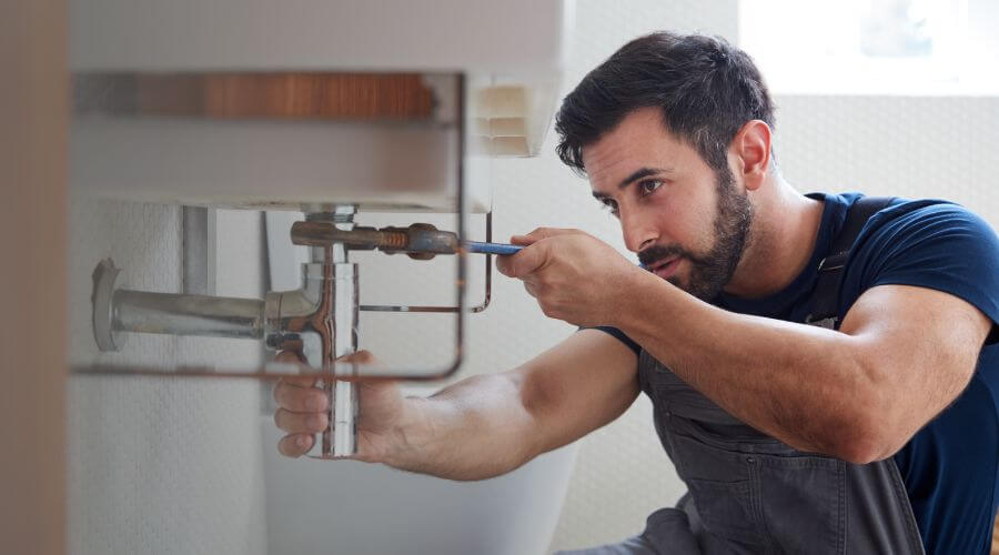 Sink leak detection in Smithville, IN